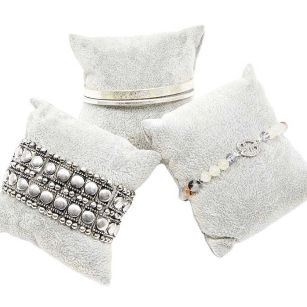 COPY - NWOT Set Of Three Gray Velvet Jewelry Squares